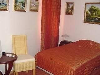 Gallery Art Hotel Pleven Bagian luar foto
